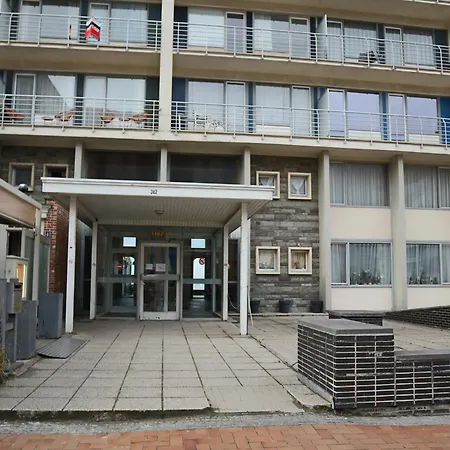 In With Sea Views, Cleaning Included Apartment Nieuwpoort