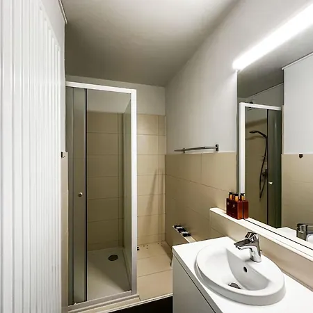 In With Sea Views, Cleaning Included *