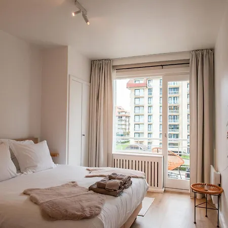 In With Sea Views, Cleaning Included Lägenhet Nieuwpoort